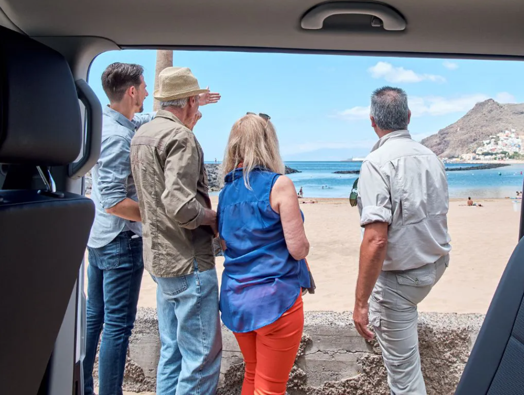 La Laguna + Anaga VIP 1